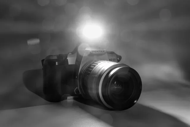PENTAX MZ-30（北美 ZX-30）
