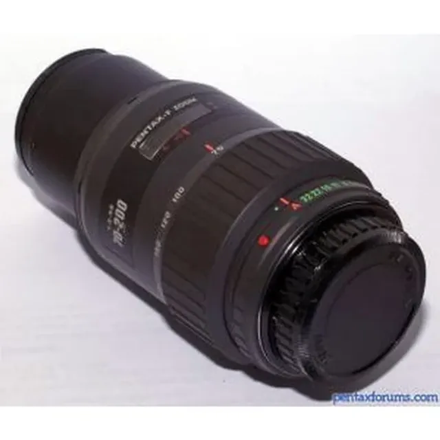 Pentax-F 70-200mm F4-5.6 (Non-SMC)