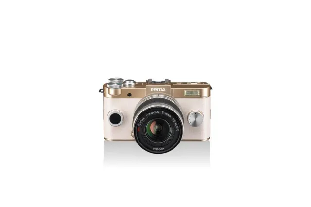 PENTAX Q-S1