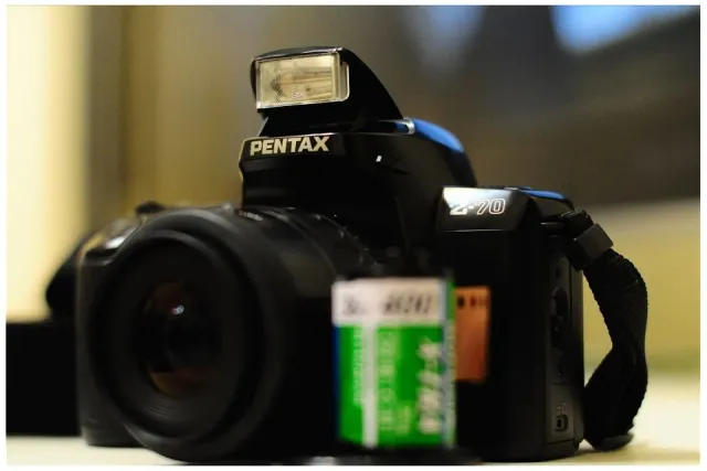 PENTAX Z-70（北美 PZ-70）